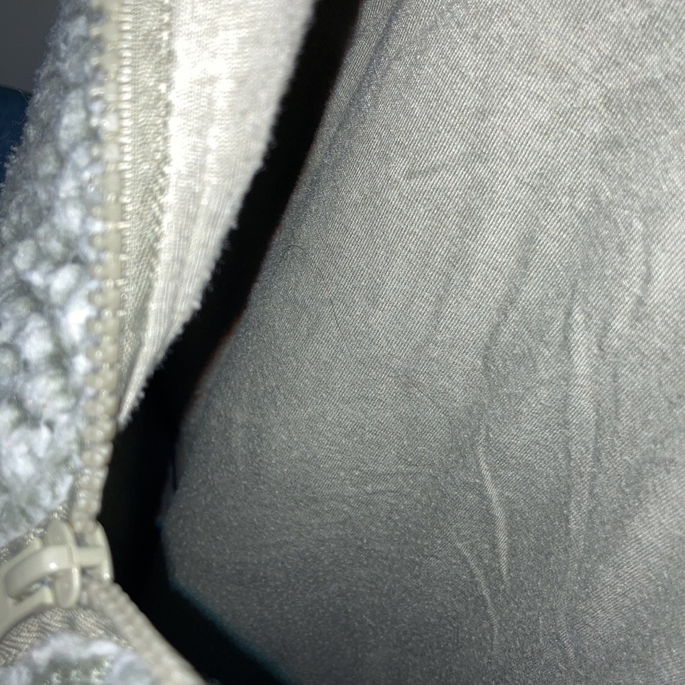 thread + supply - Picture 6 of 7